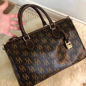 Dooney & Bourke bag